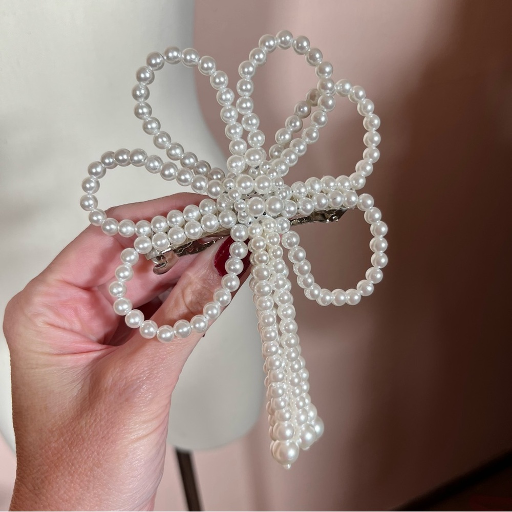 Vintage 80 90 Retro Oversized White Pearl Bow Feminine Hair Barrette Accessory - Picture 9 of 17